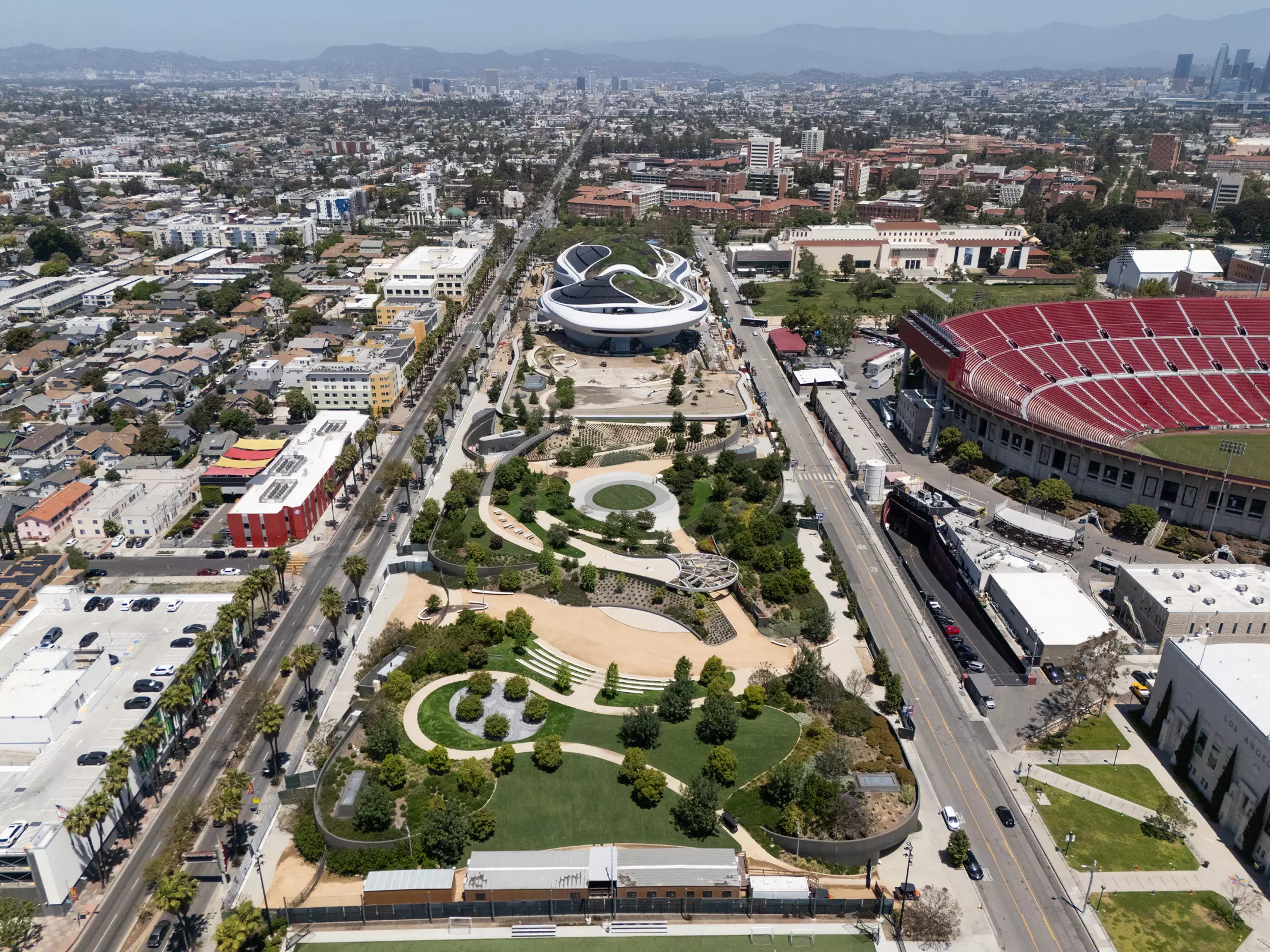 George Lucas’ spaceship of a museum lands in L.A. with a wonderful surprise